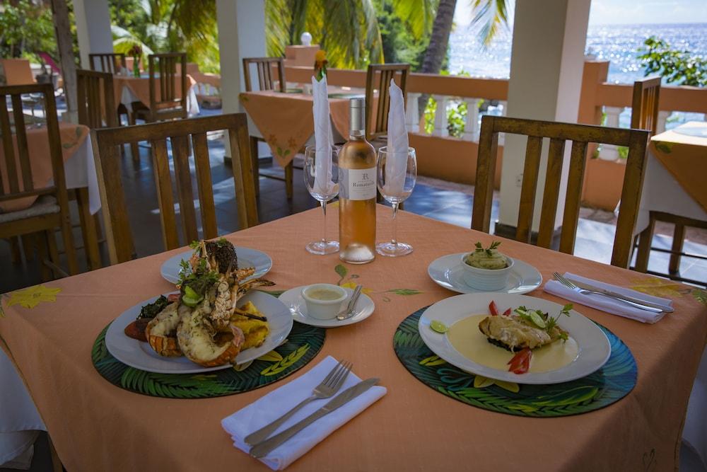 Hotel Restaurant Cyvadier Plage Jacmel Esterno foto