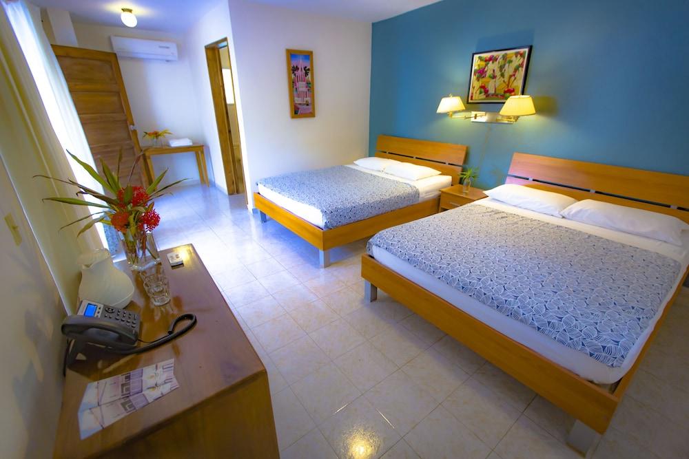 Hotel Restaurant Cyvadier Plage Jacmel Esterno foto
