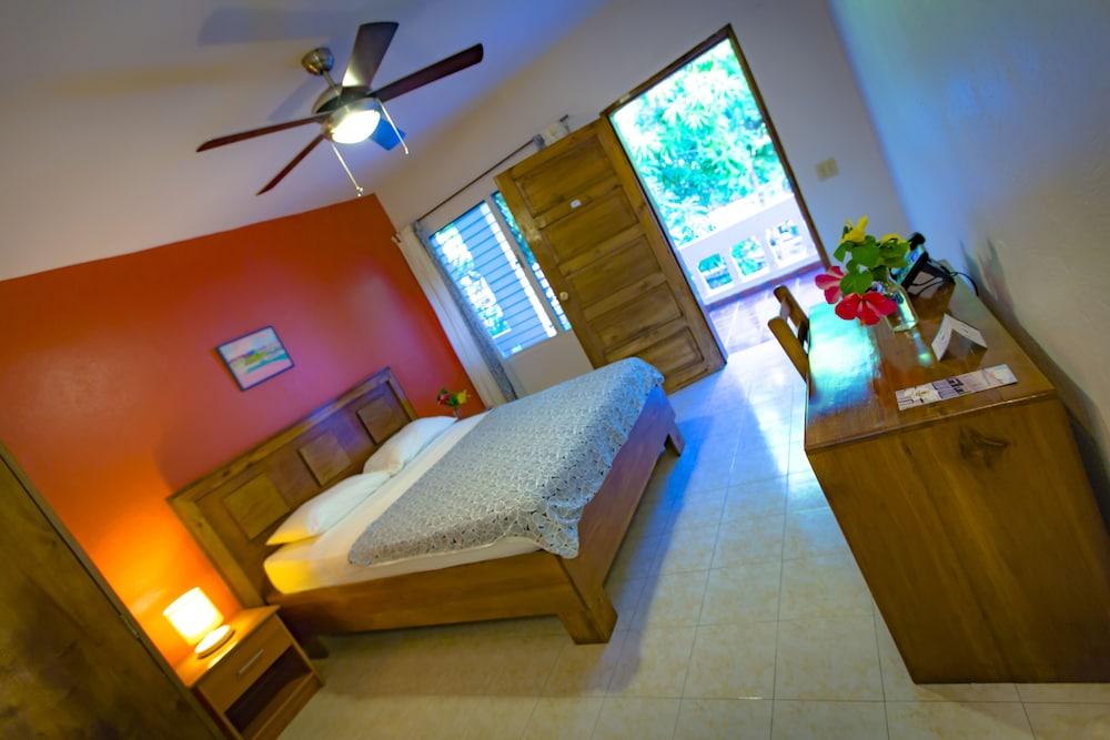 Hotel Restaurant Cyvadier Plage Jacmel Esterno foto