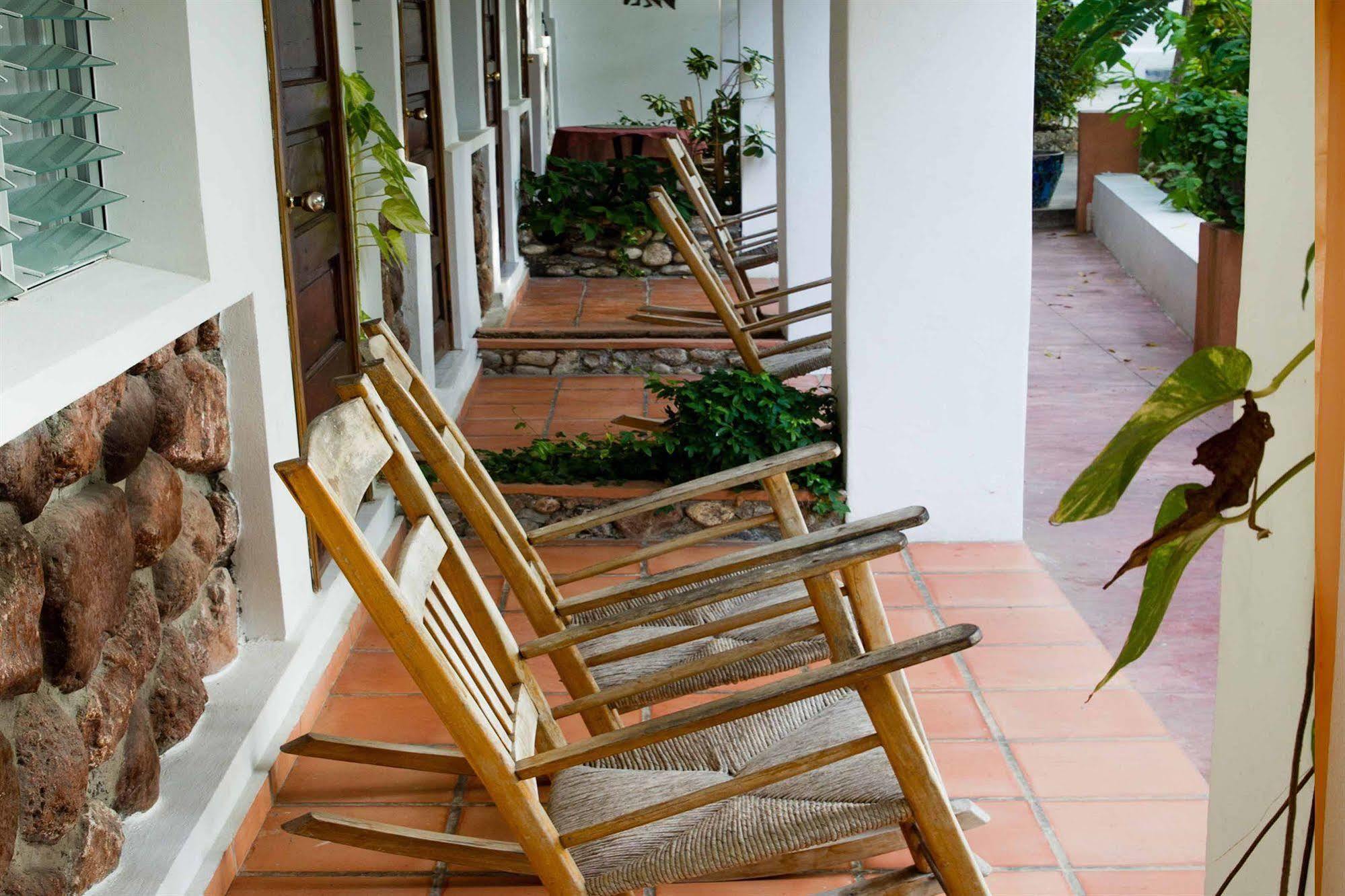 Hotel Restaurant Cyvadier Plage Jacmel Esterno foto