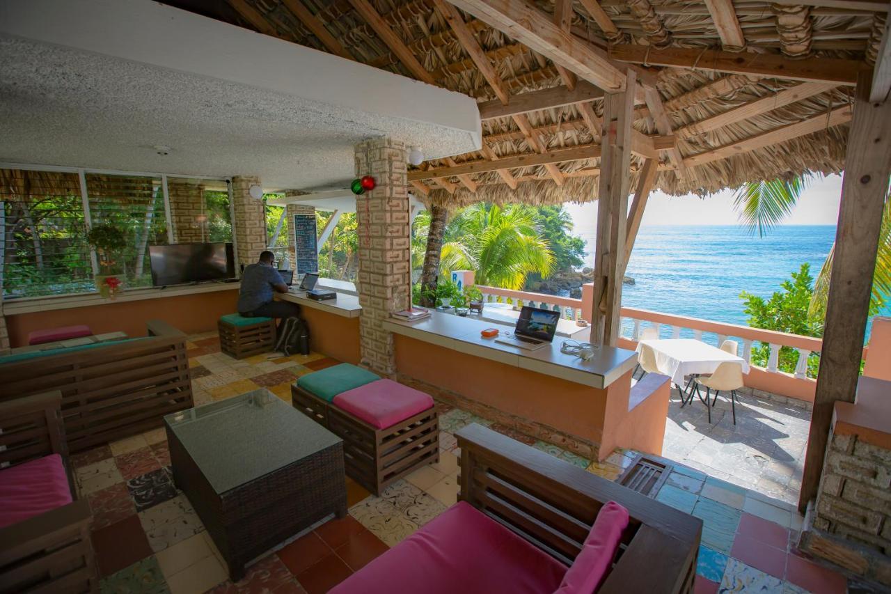 Hotel Restaurant Cyvadier Plage Jacmel Esterno foto