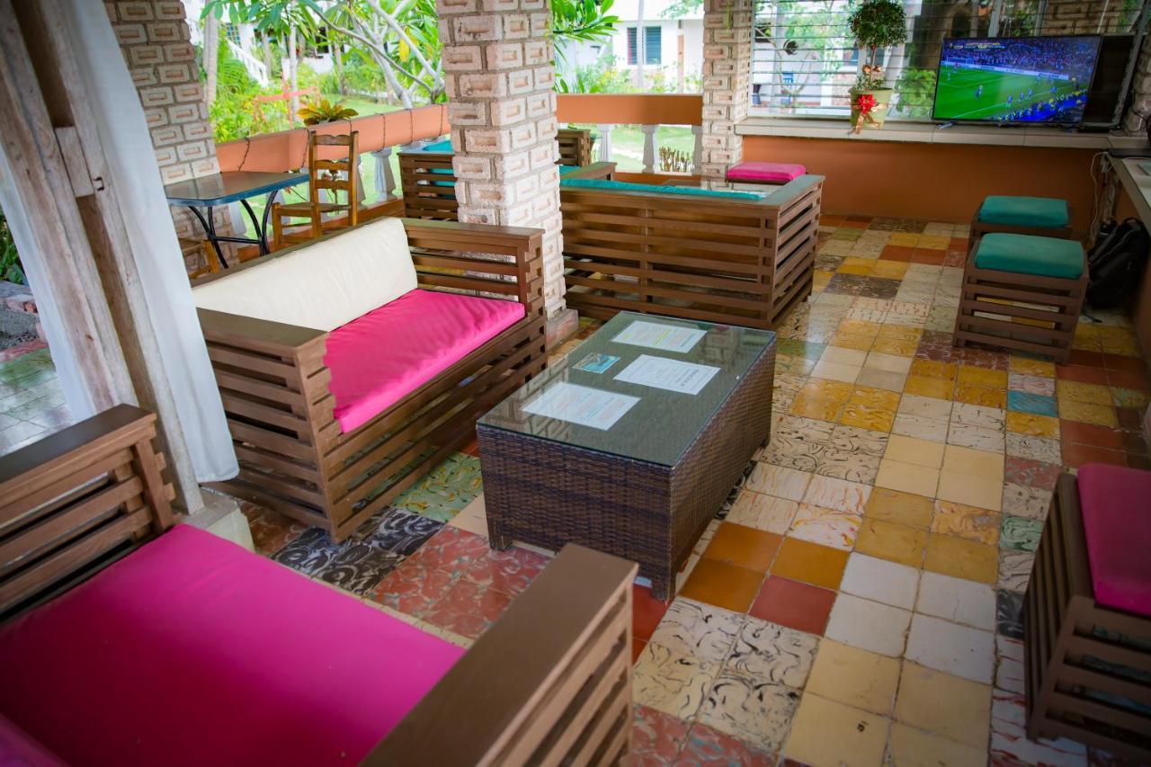 Hotel Restaurant Cyvadier Plage Jacmel Esterno foto