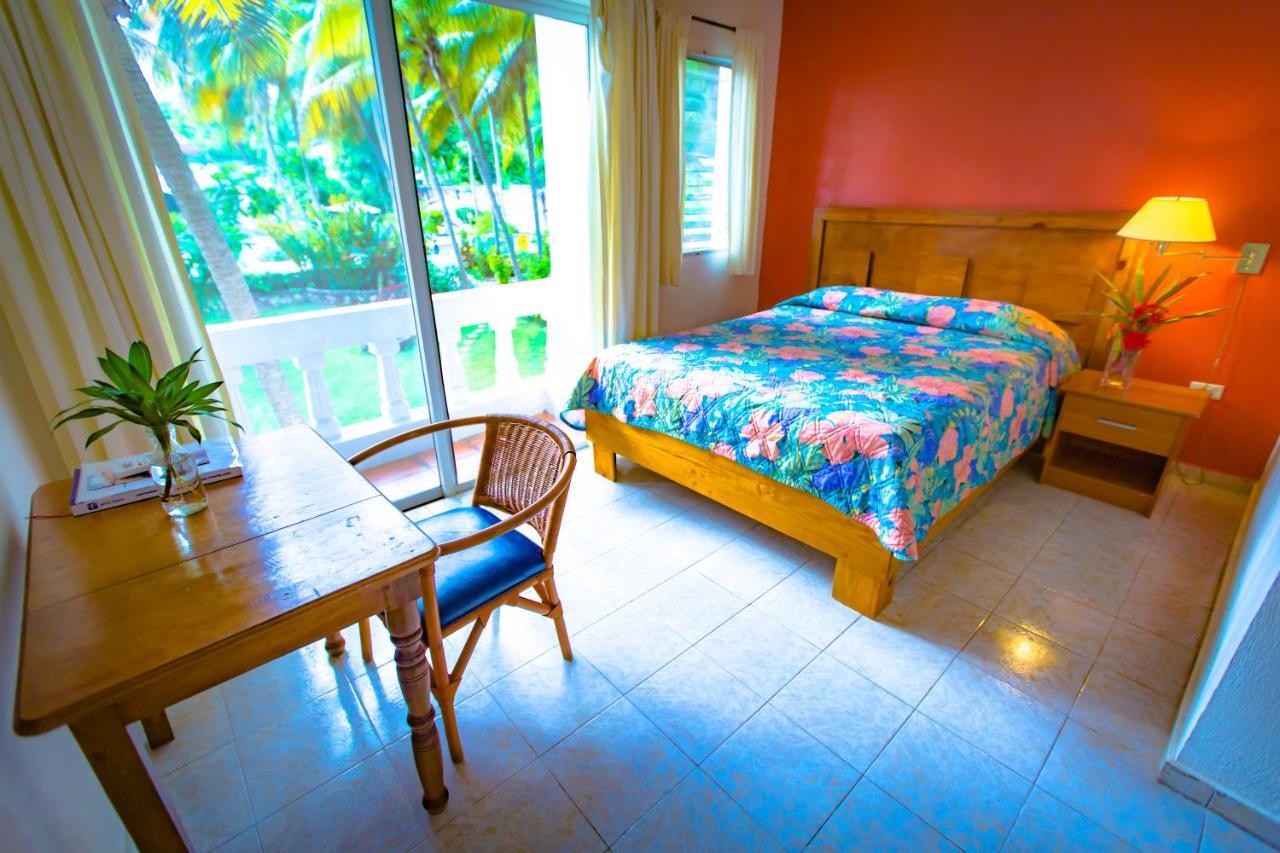 Hotel Restaurant Cyvadier Plage Jacmel Esterno foto