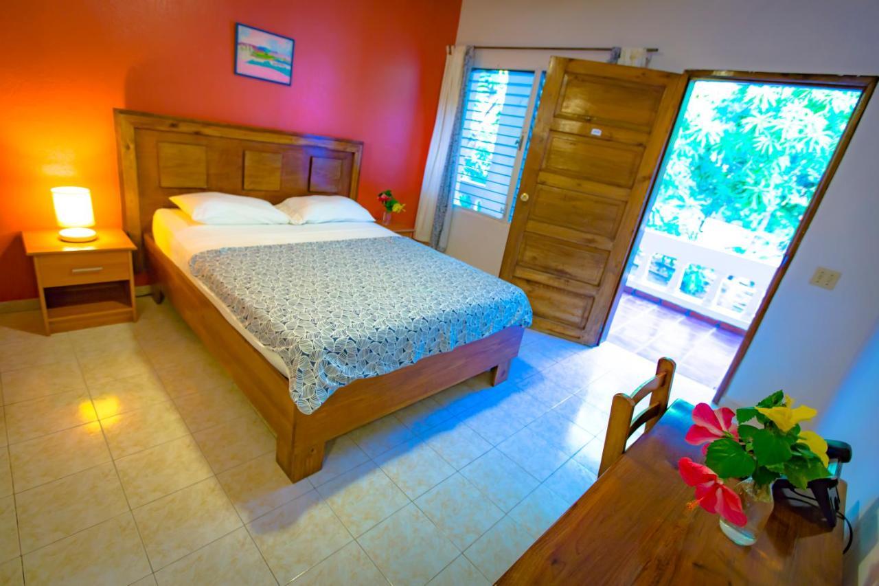 Hotel Restaurant Cyvadier Plage Jacmel Esterno foto
