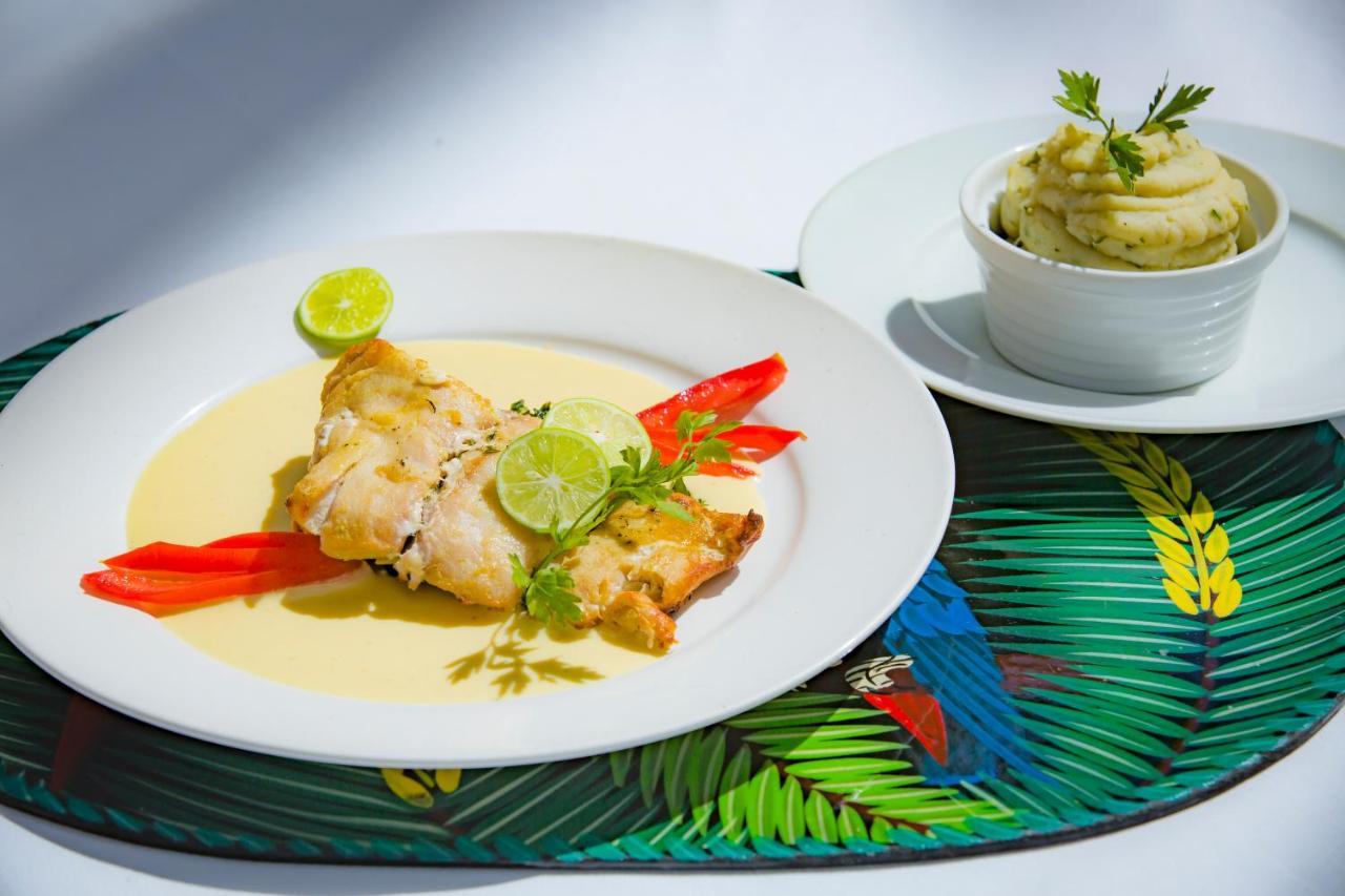 Hotel Restaurant Cyvadier Plage Jacmel Esterno foto