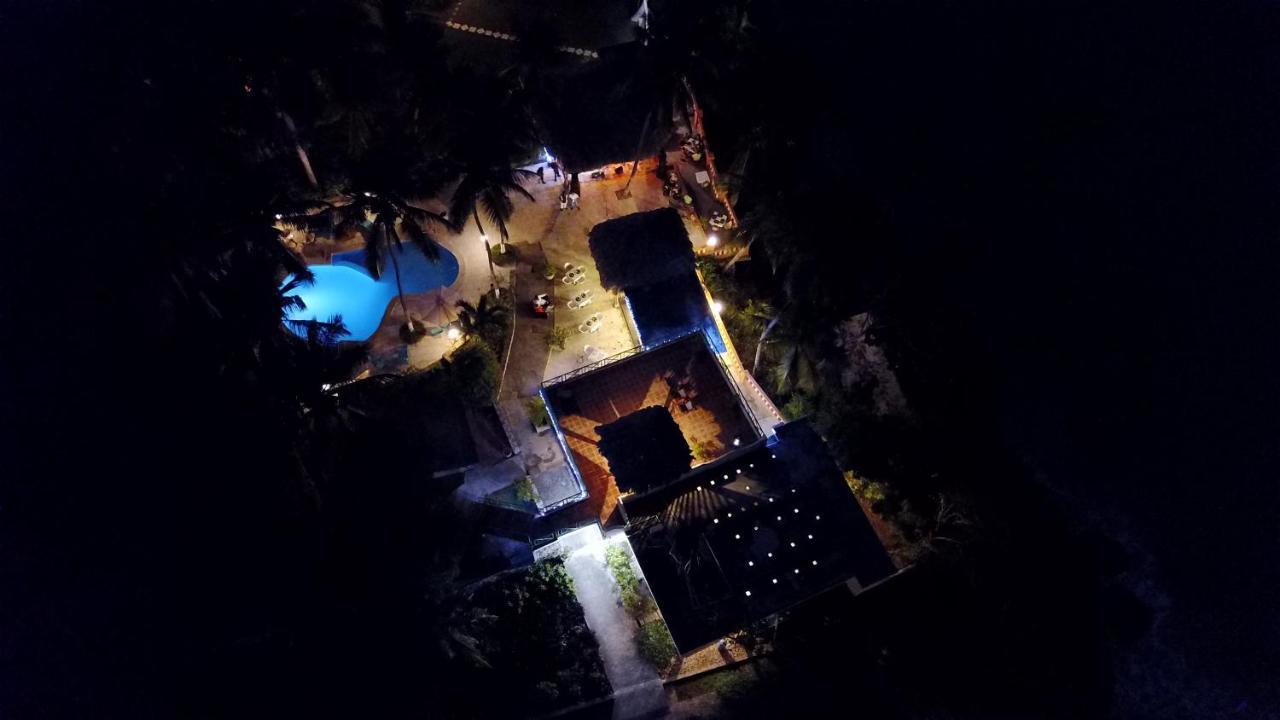 Hotel Restaurant Cyvadier Plage Jacmel Esterno foto
