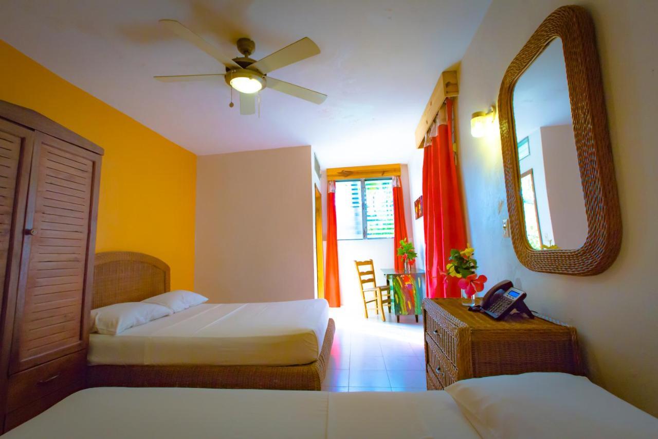 Hotel Restaurant Cyvadier Plage Jacmel Esterno foto