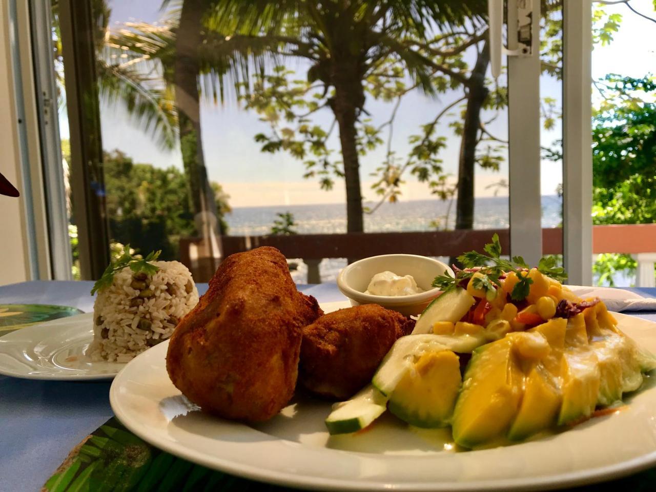Hotel Restaurant Cyvadier Plage Jacmel Esterno foto
